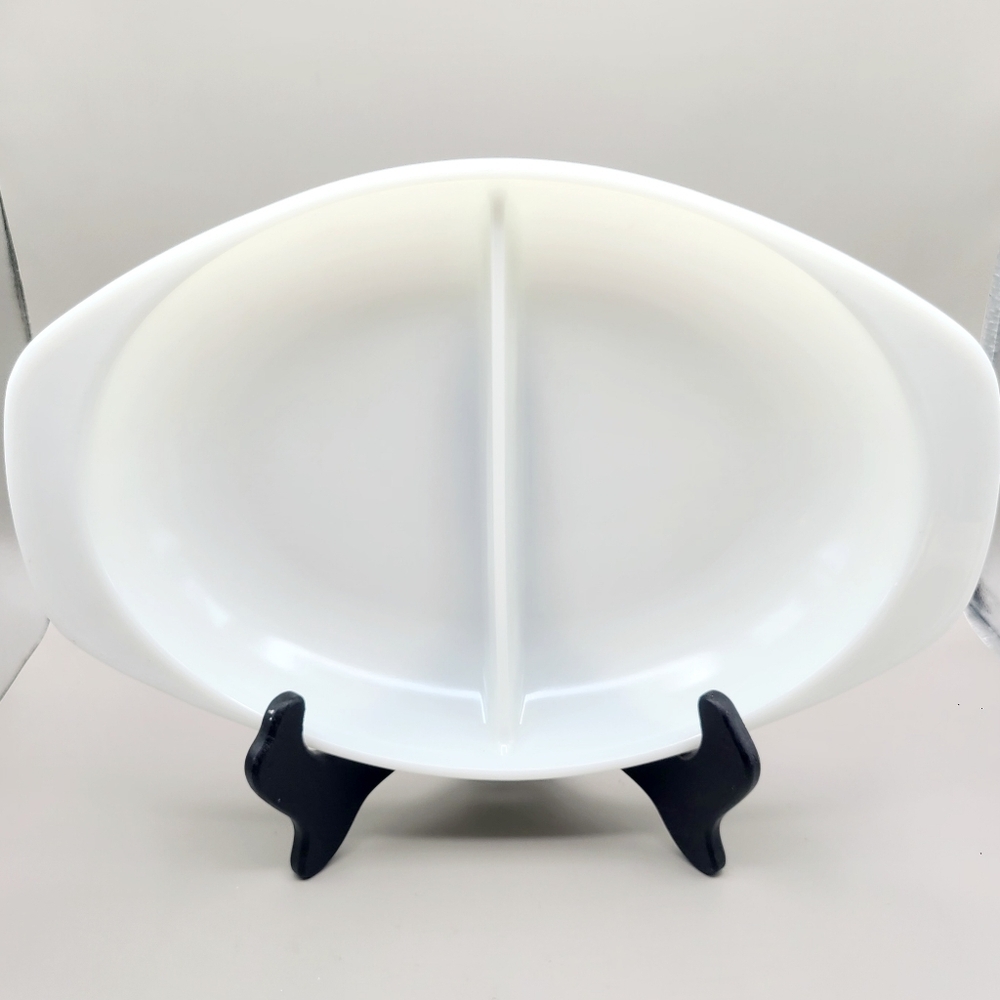 Vintage Pyrex Divided Casserole Dish White Milk Glass #1063 11/2 Qt